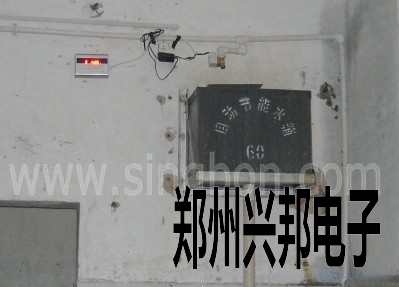 溝槽廁所節水器在鄭州市二七區交通路小學(xué)安裝現場(chǎng)
