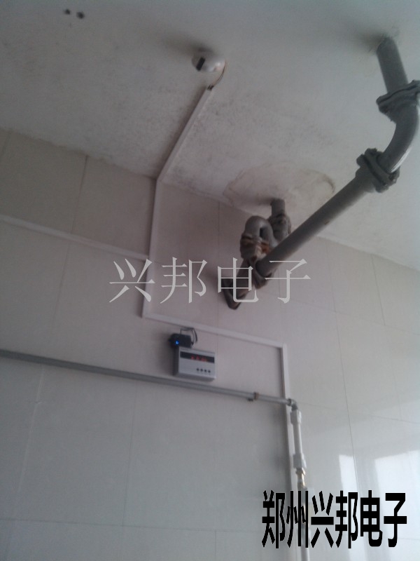 解放軍信息工程大學(xué)溝槽廁所節水器安裝