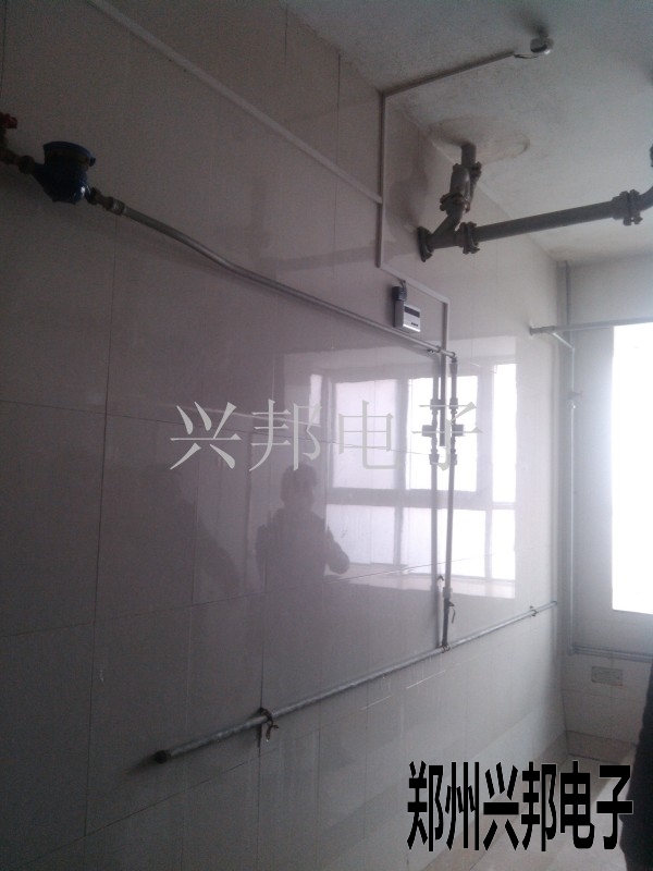 解放軍信息工程大學(xué)溝槽廁所節水器安裝
